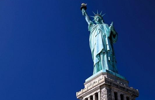 美國商業(yè)移民（EB-5）的申請(qǐng)條件及移民優(yōu)勢簡介